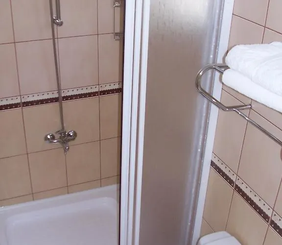 Hulusi מלון סייד