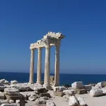 Hulusi Ξενοδοχείο