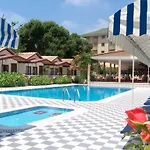 Hotel Hulusi