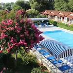 Hulusi Hotel