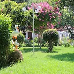 Hulusi Hotel Side