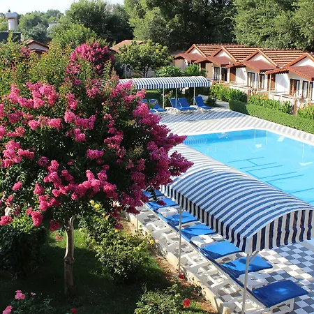 Hulusi Hotell